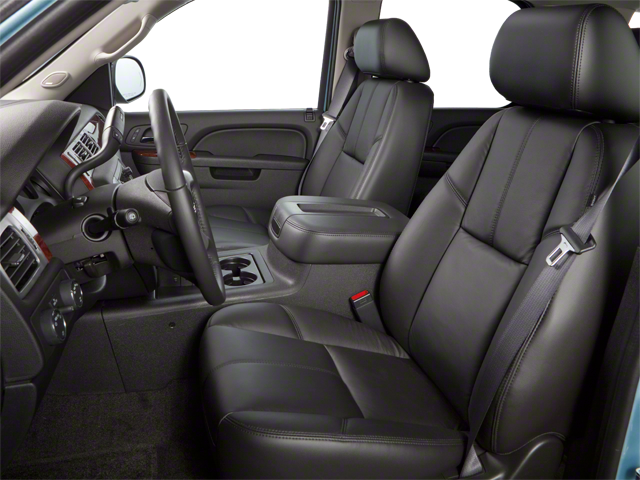 2011 GMC Yukon Base