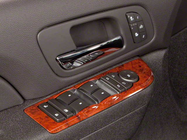 2011 GMC Yukon Base