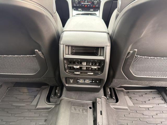 2025 Jeep Grand Cherokee Overland