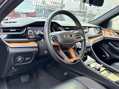 2022 Jeep Grand Cherokee Summit Reserve