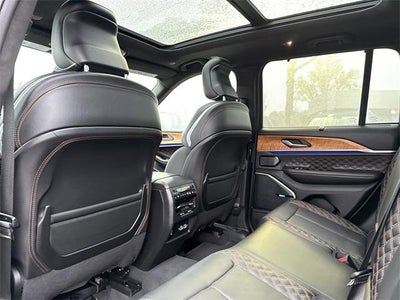 2022 Jeep Grand Cherokee Summit Reserve