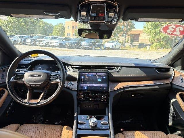2023 Jeep Grand Cherokee Summit
