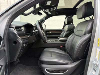2023 Jeep Grand Wagoneer Base
