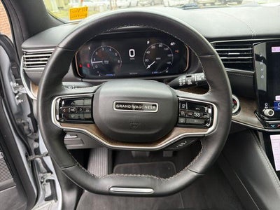 2023 Jeep Grand Wagoneer Base