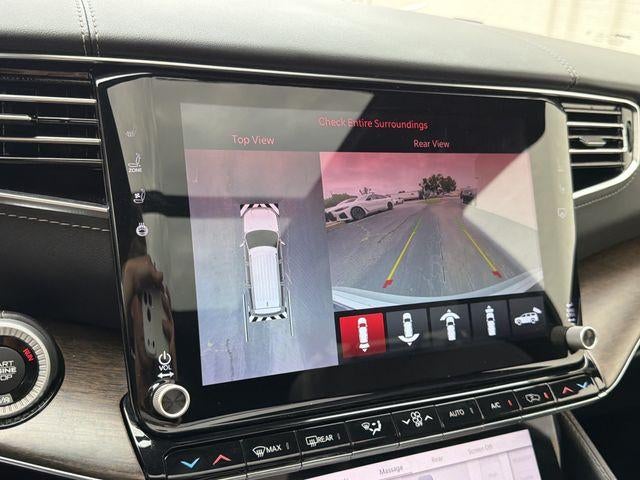 2023 Jeep Grand Wagoneer Base