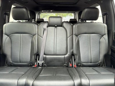 2023 Jeep Grand Wagoneer Base