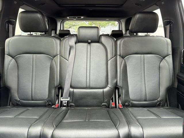 2023 Jeep Grand Wagoneer Base