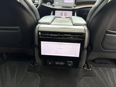 2023 Jeep Grand Wagoneer Base