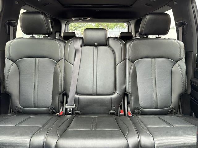 2023 Jeep Grand Wagoneer Base