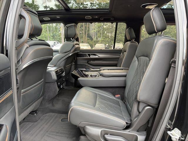 2023 Jeep Grand Wagoneer Series III