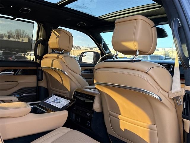 2023 Jeep Grand Wagoneer Series III