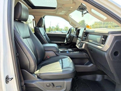 2022 Ford Expedition Max XLT