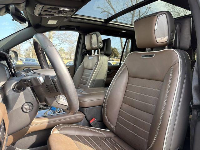 2025 GMC Yukon Denali Ultimate