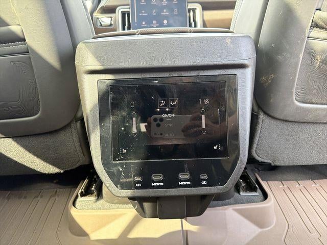 2025 GMC Yukon Denali Ultimate