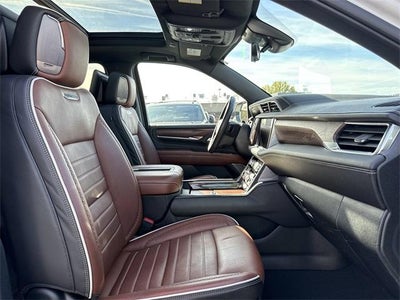 2024 GMC Yukon XL Denali Ultimate