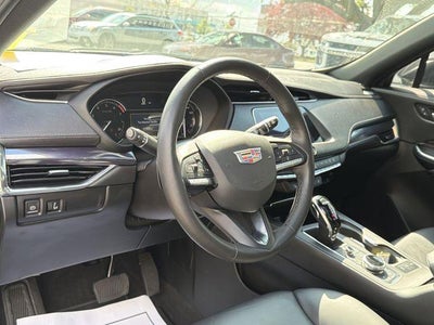 2023 Cadillac XT4 Luxury