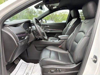 2022 Cadillac XT4 Luxury