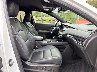 2022 Cadillac XT4 Luxury