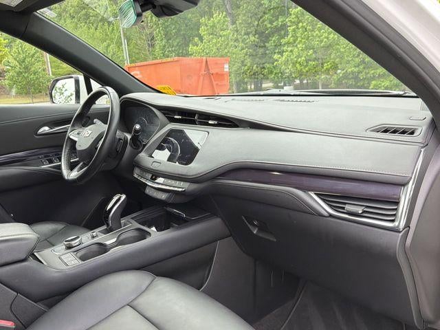 2022 Cadillac XT4 Luxury