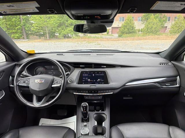 2022 Cadillac XT4 Luxury