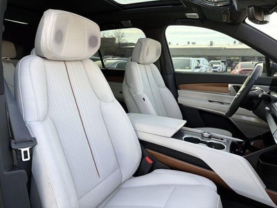 2026 Cadillac VISTIQ Luxury