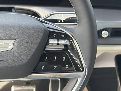 2026 Cadillac VISTIQ Luxury