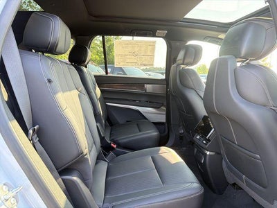 2027 Cadillac VISTIQ Luxury