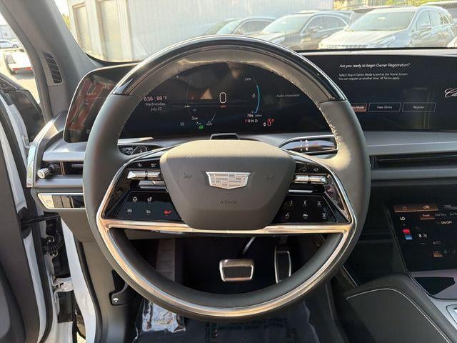 2027 Cadillac VISTIQ Luxury