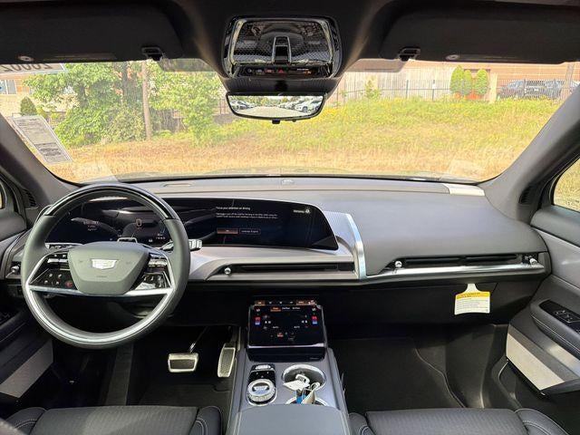 2026 Cadillac VISTIQ Luxury