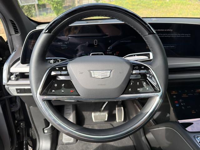 2026 Cadillac VISTIQ Luxury