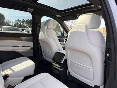 2026 Cadillac VISTIQ Luxury