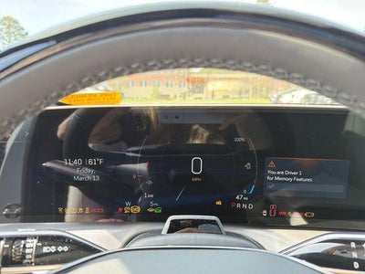 2026 Cadillac VISTIQ Luxury