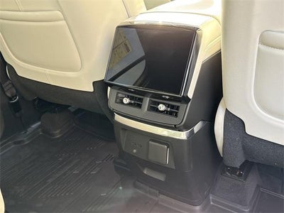 2026 Cadillac VISTIQ Luxury