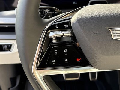 2026 Cadillac VISTIQ Luxury