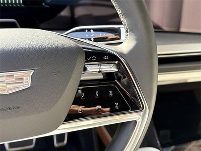 2026 Cadillac VISTIQ Luxury