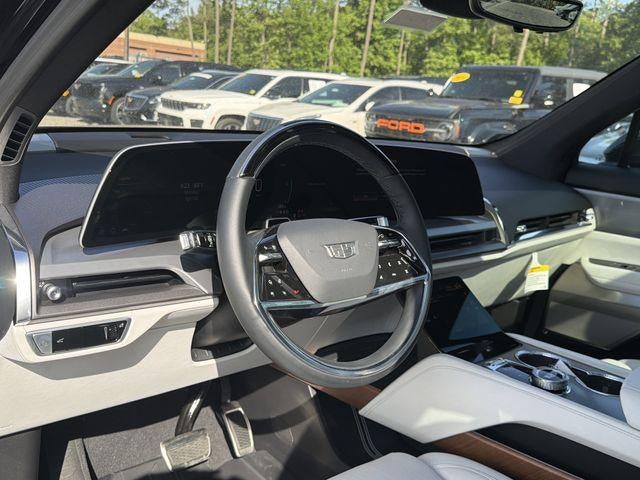 2026 Cadillac VISTIQ Luxury