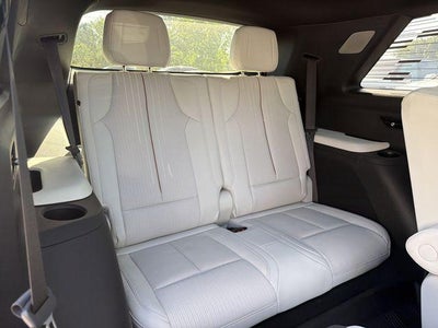 2026 Cadillac VISTIQ Luxury
