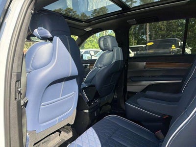 2026 Cadillac VISTIQ Premium Luxury