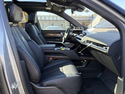 2027 Cadillac VISTIQ Sport