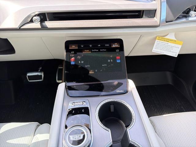 2026 Cadillac VISTIQ Sport