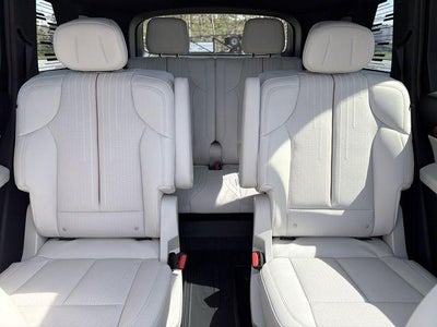 2026 Cadillac VISTIQ Sport