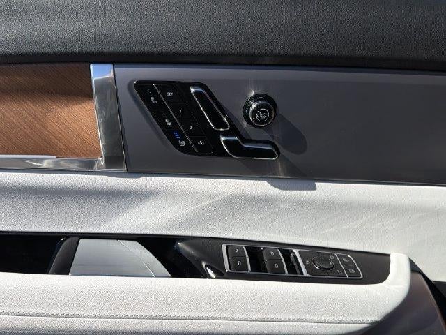 2027 Cadillac VISTIQ Sport