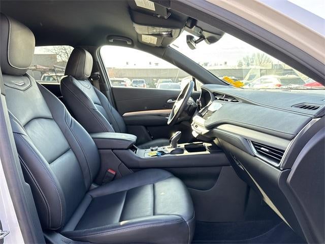 2021 Cadillac XT4 Premium Luxury