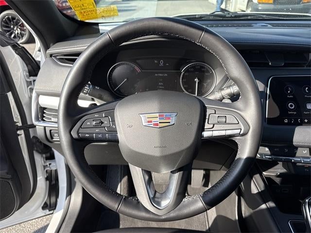 2021 Cadillac XT4 Premium Luxury