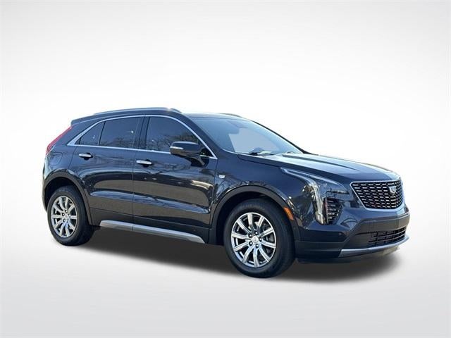 2022 Cadillac XT4 Premium Luxury