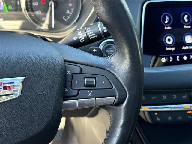 2022 Cadillac XT4 Premium Luxury