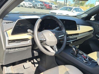 2025 Cadillac XT4 Premium Luxury