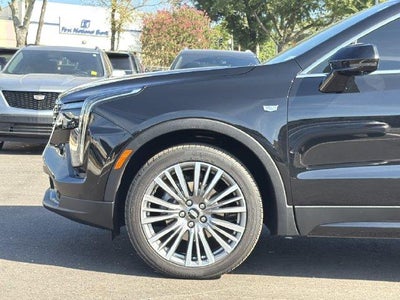 2025 Cadillac XT4 Premium Luxury