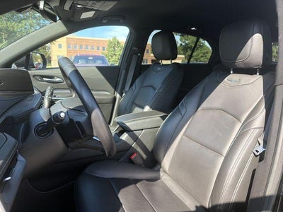 2024 Cadillac XT4 Premium Luxury