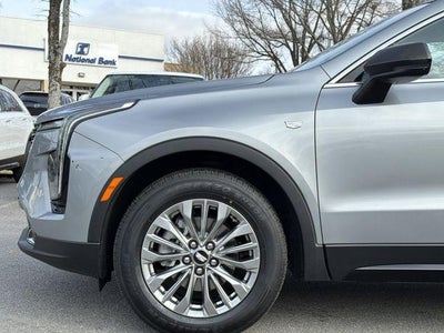 2024 Cadillac XT4 Premium Luxury